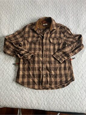 Size M Aventyr Mountain Hiking Plaid Flannel